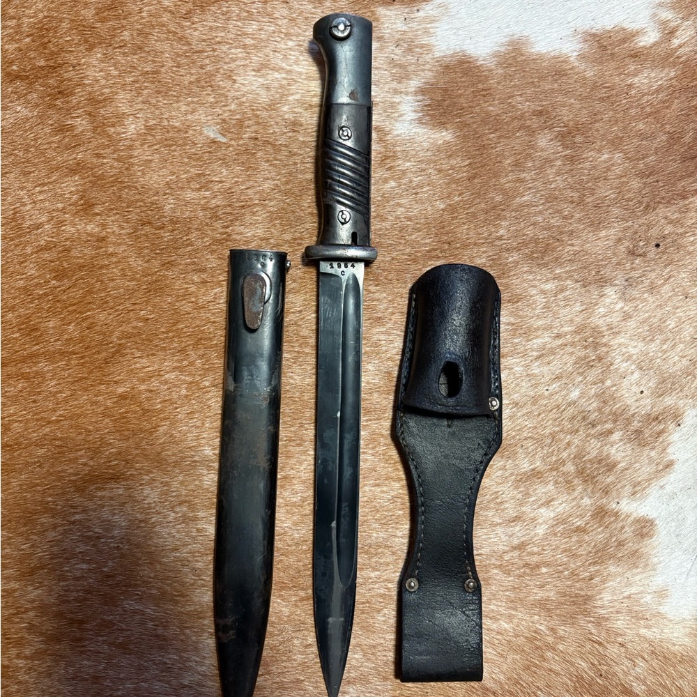 Vintage Black and Silver Knife Set